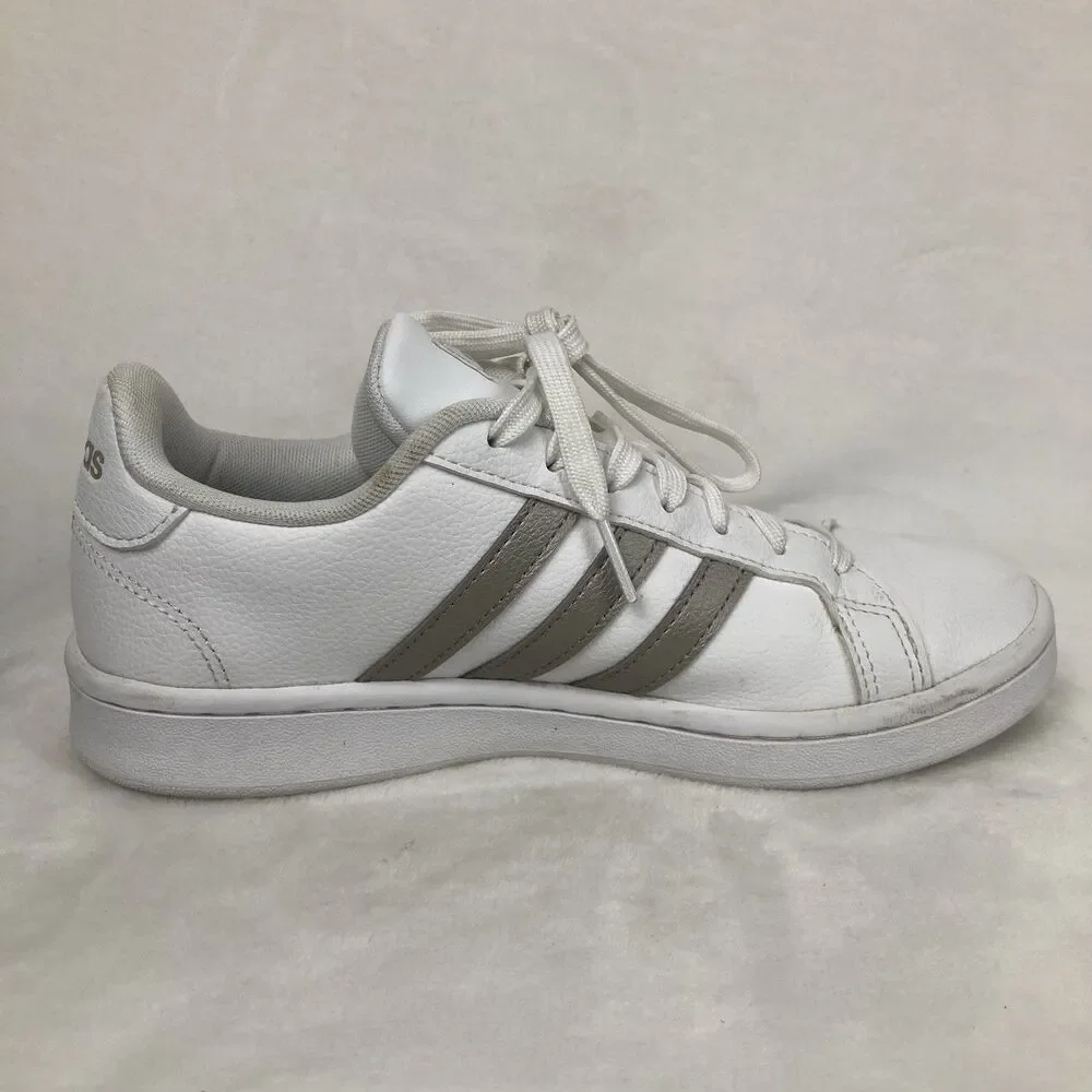 Adidas Sneakers Women’s Size 6 Grand Court White Metallic Silver Stripe Tennis